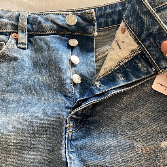 Free People High waisted Size 25 curvy shorts - Picture 2 of 4